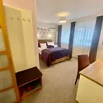 Halvat 4*