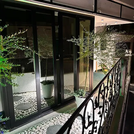 Halvat Guesthouse Guest house