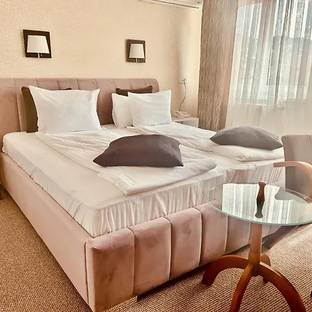 Halvat Konukevi Saraybosna