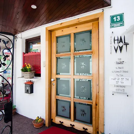 Halvat Guesthouse