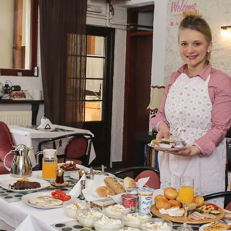 Guest house Halvat Guesthouse 4*