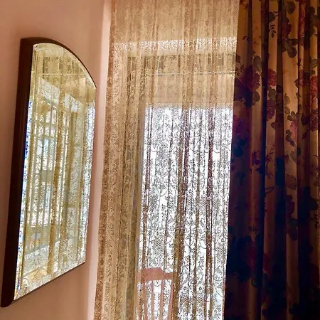 Halvat Konukevi Saraybosna