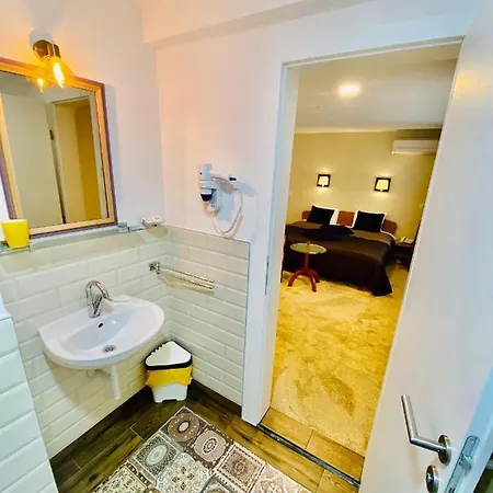 Halvat Affittacamere 4*