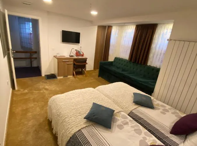 ゲストハウス Halvat